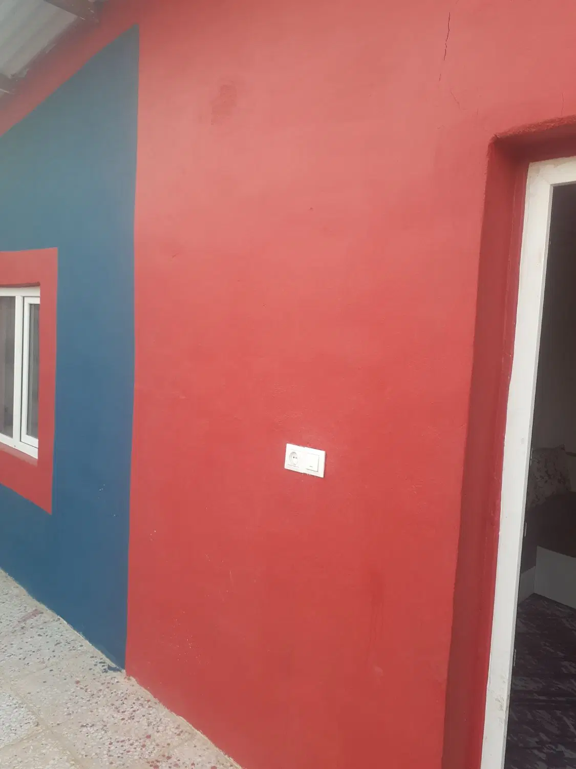 همخونه در خانه ای ویلای