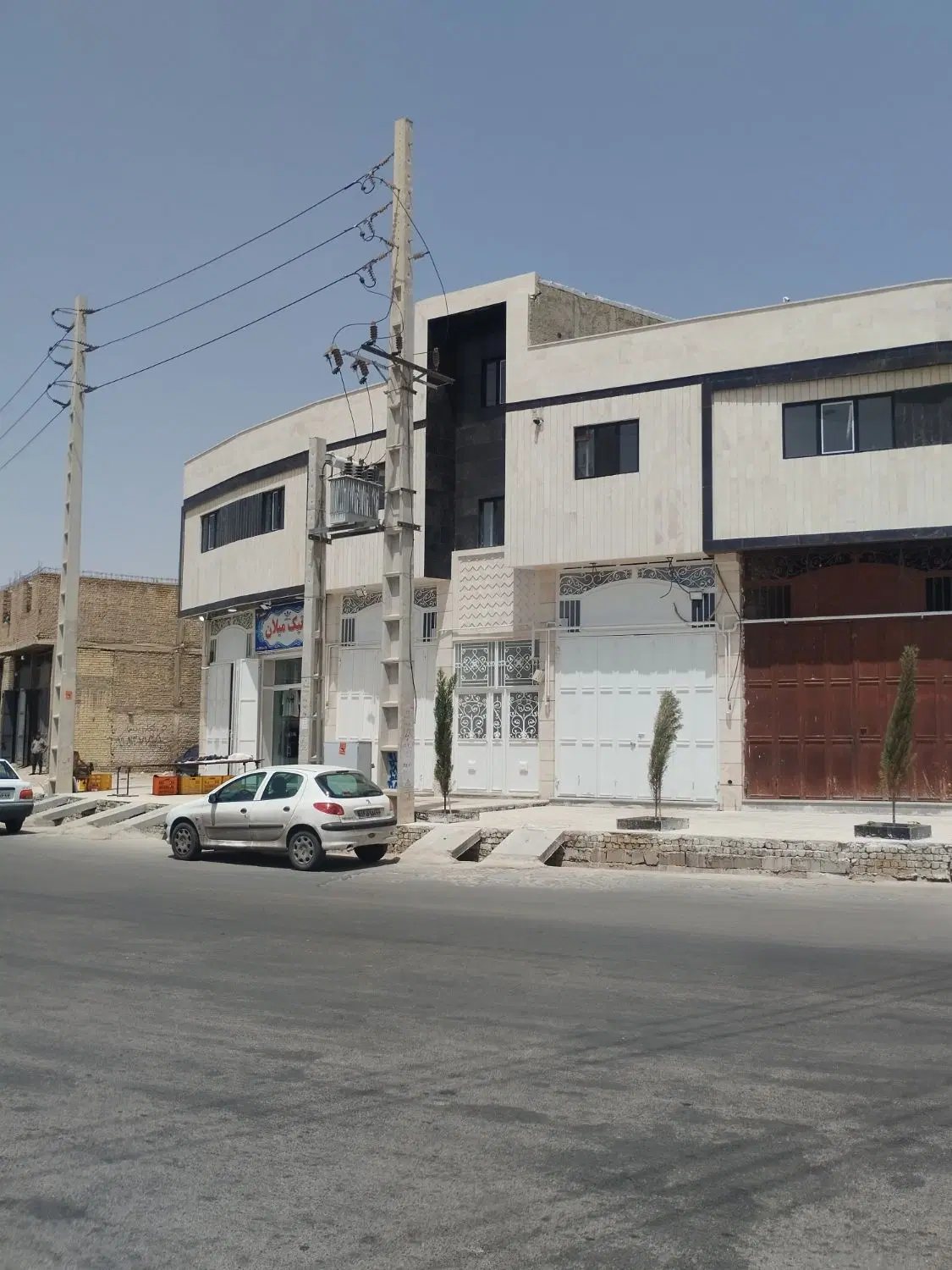 فروش یک واحد آپارتمان 3خواب با تجهیزات کامل