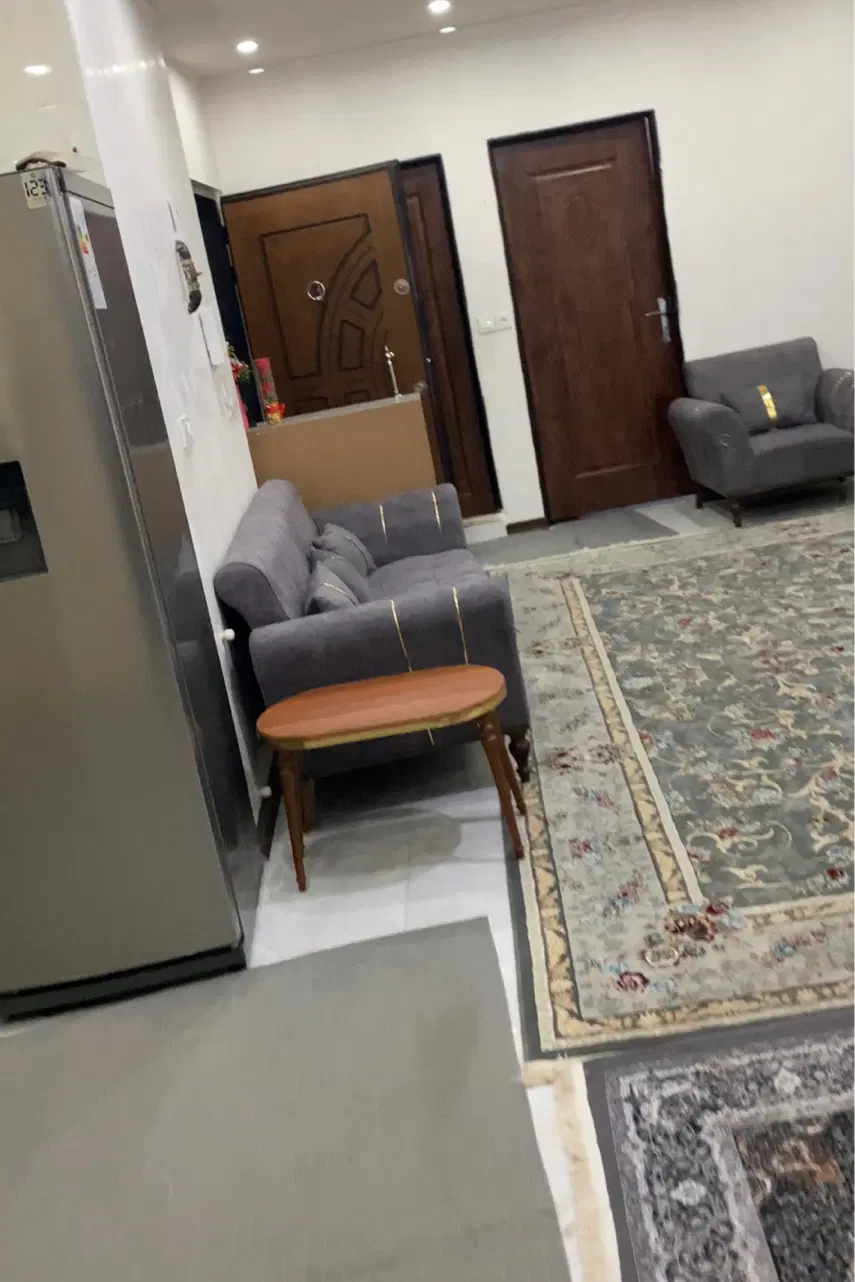 ۶۷ متر آپارتمان کریم اباد کهریزک