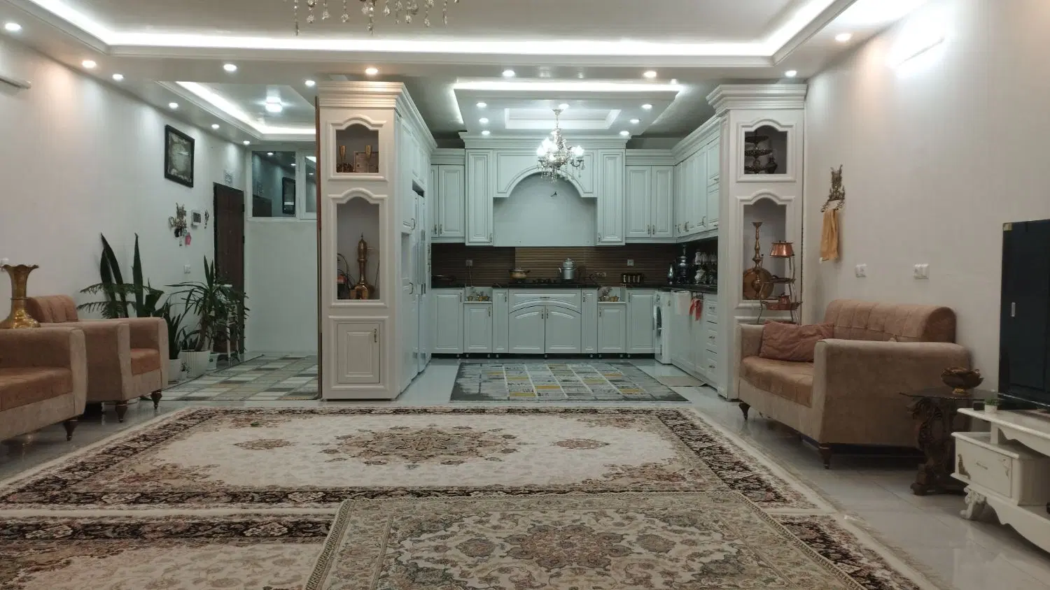 خانه چمران 28