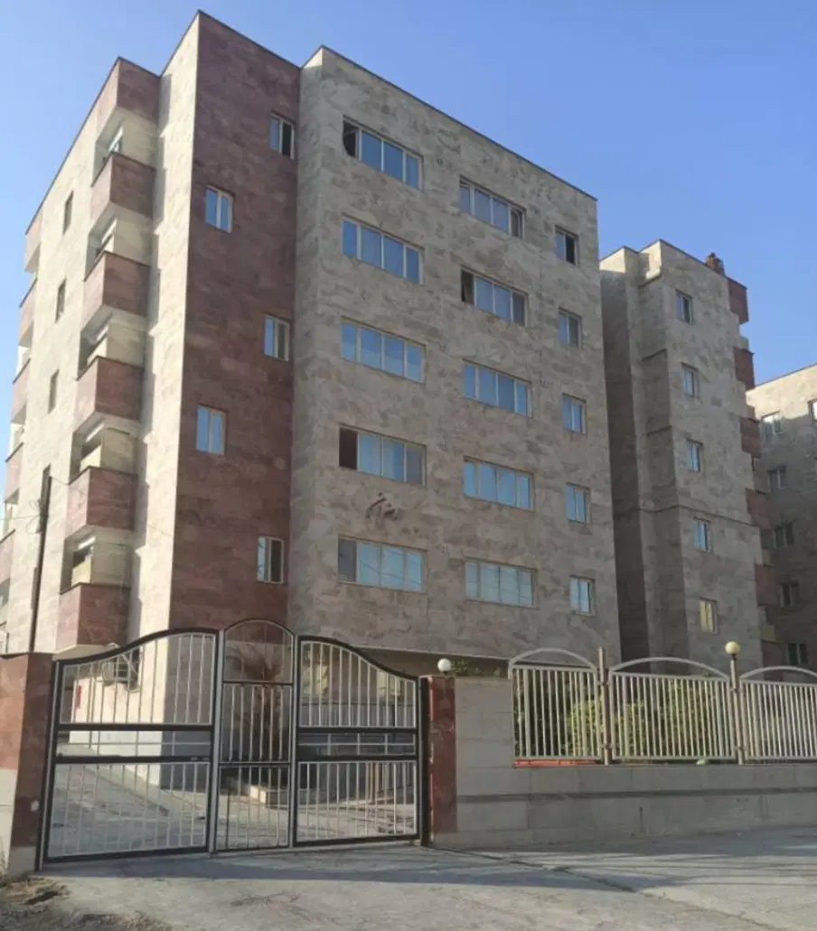 فروش آپارتمان مسکن مهر صدرا