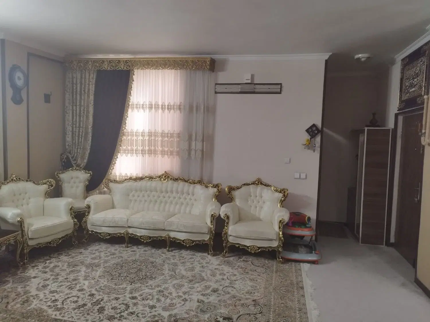 واحد 95 متری