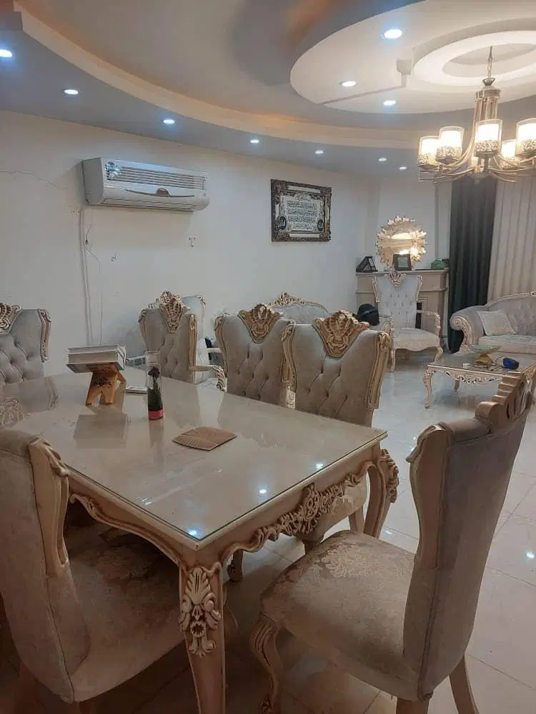 اپارتمان ۱۱۲ متر جمالزاده شمالی