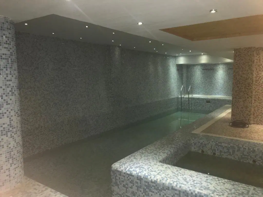 اجاره استخر جهت خدمات درمانی