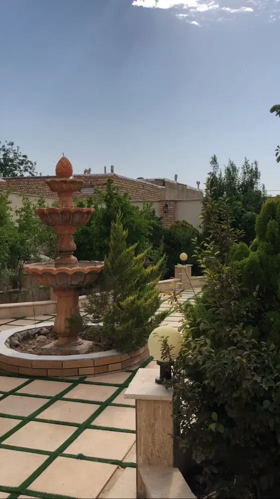 باغ لوکس