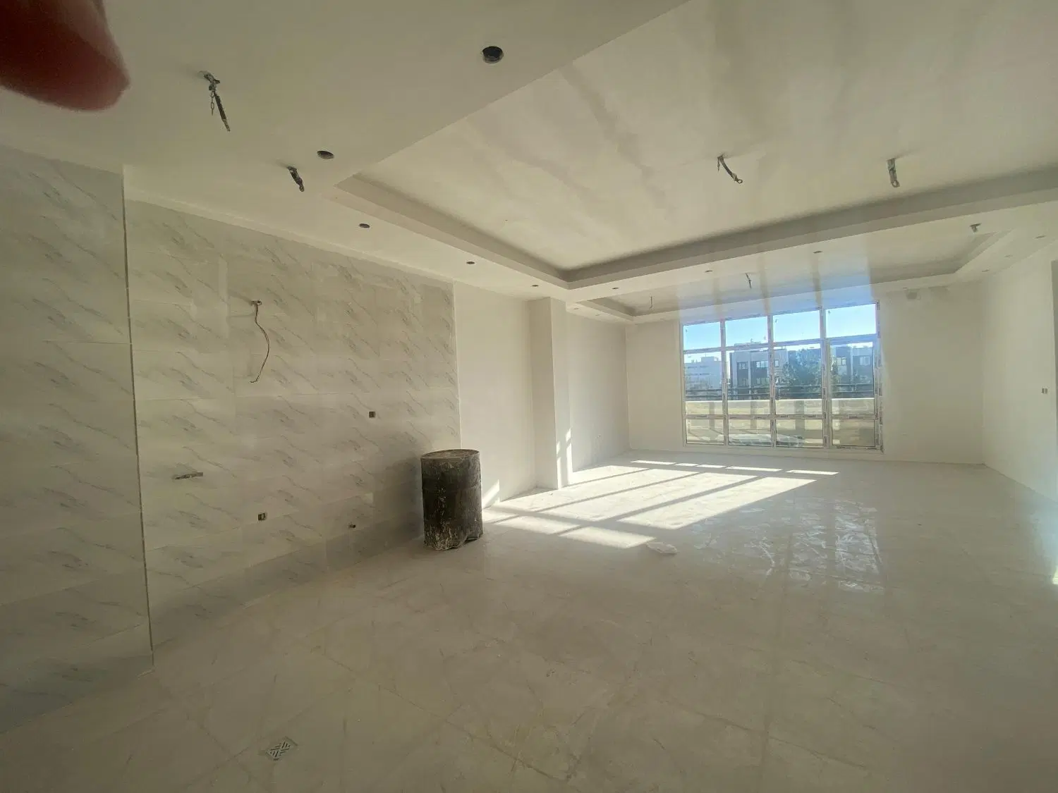 اپارتمان ۱۱۱ متری در گلستان کرج