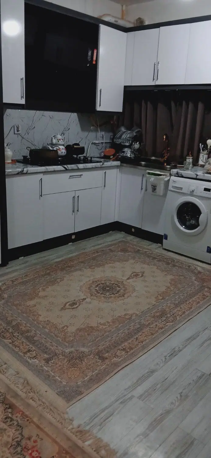 ۱۱۰ متر طبقه ۵ با آسانسور با پشت بوم اختصاصی