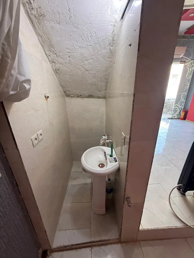 مغازه ۴۰ متری فول امکانات