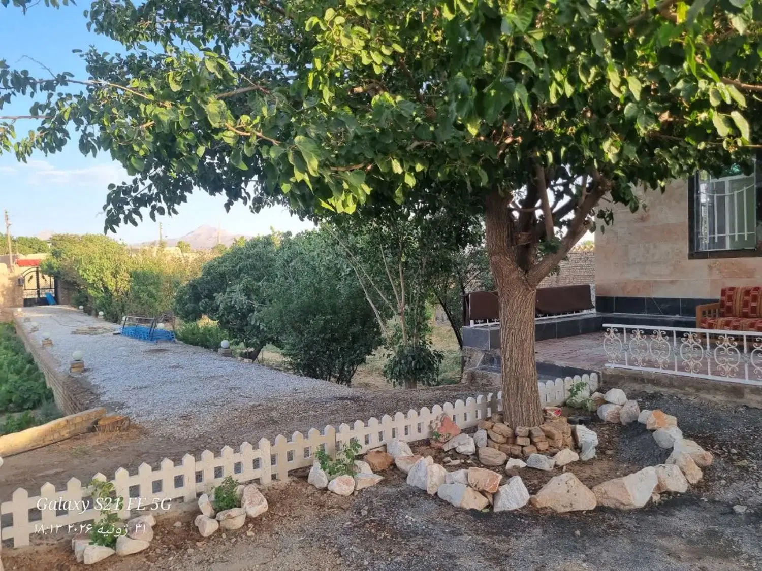 باغ ویلایی   ۲۰۰۰ متری اطراف شهر گلپایگان