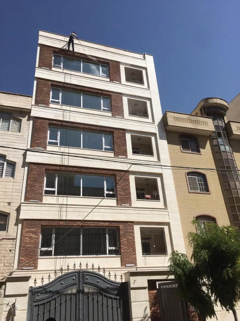 فروش آپارتمان 110 متری دو خوابه