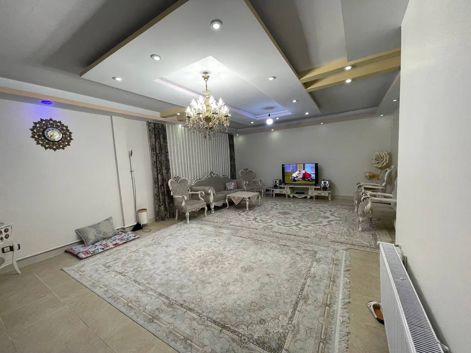 فروش تک واحدی ۹۵ متری با پارکینگ اختصاصی