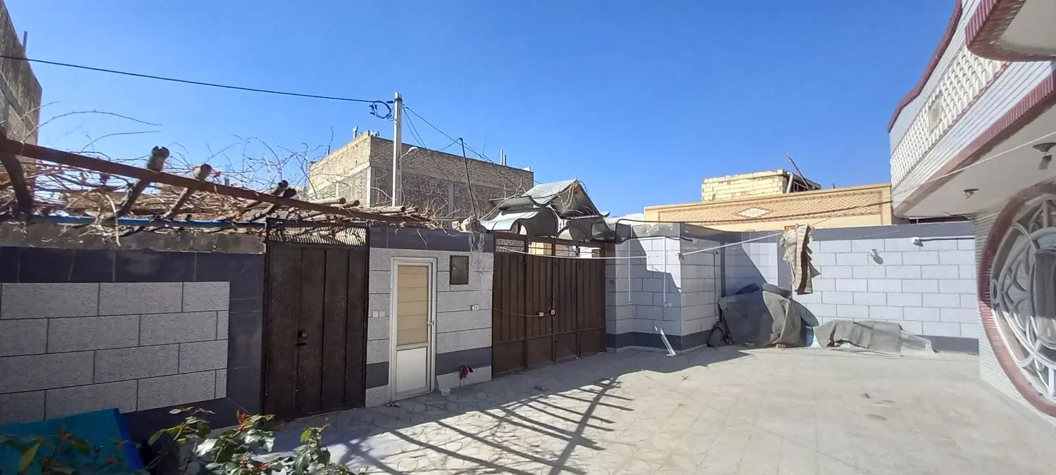 خانه ویلایی ۳۱۰ متری در زرین شهر ورنامخواسا