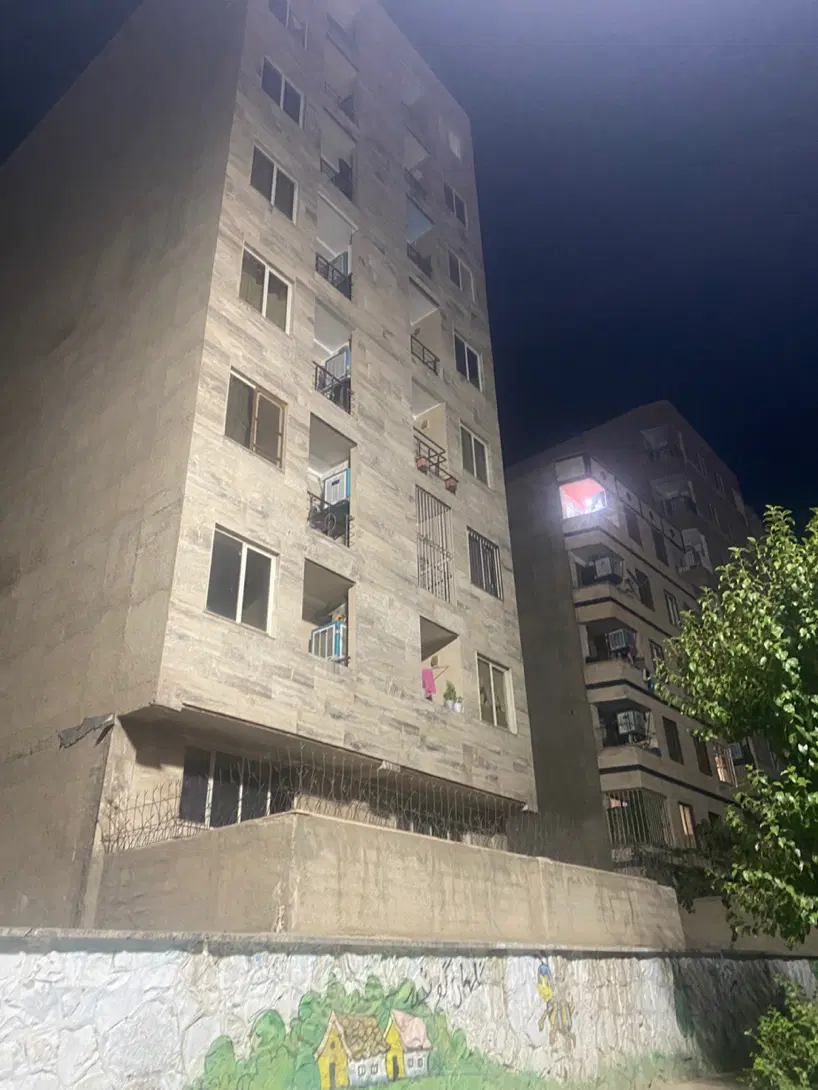 آپارتمان ۸۲متری دو خوابه فول امکانات