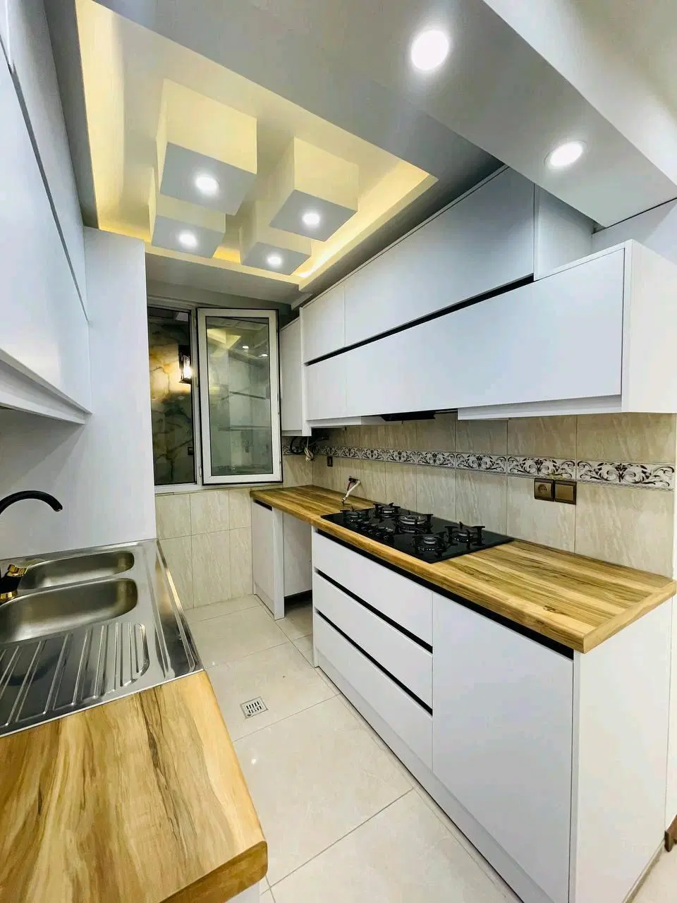 60 متری__پارکینگ آسانسور شیک_فاز1 اندیشه