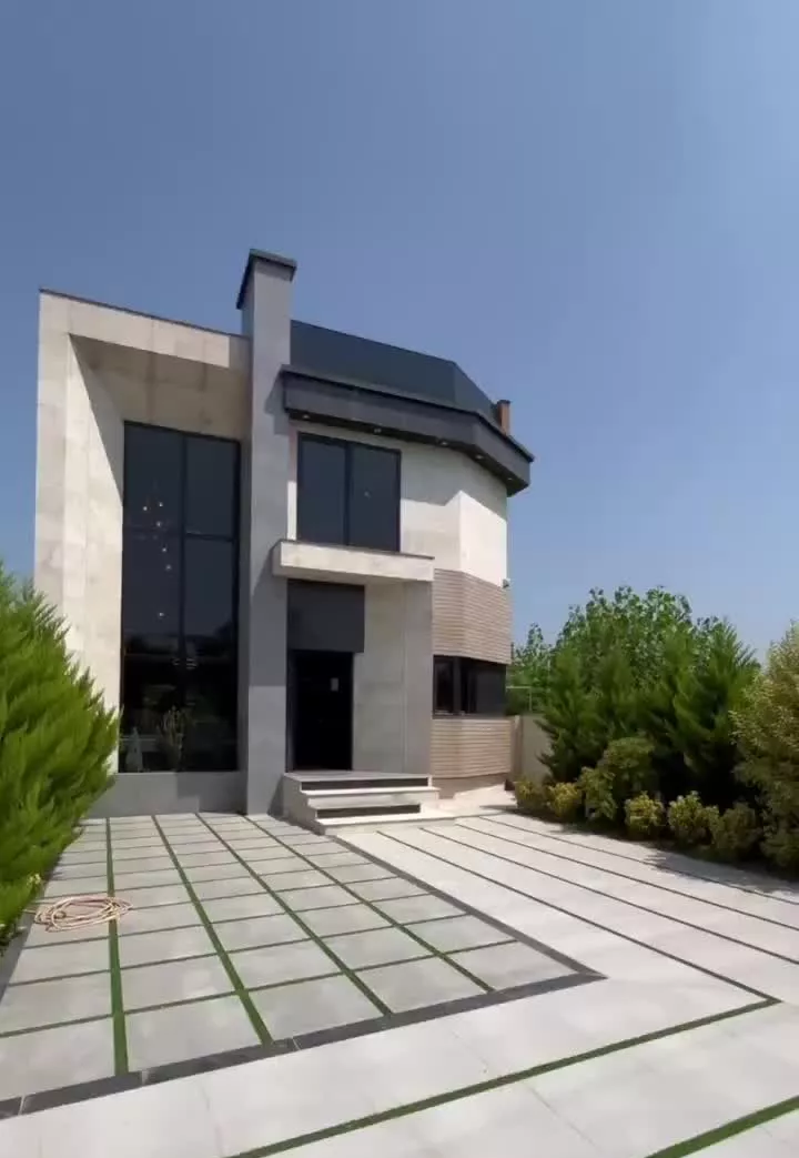 یه تیکه از بهشت حوالی چمستان زیر ۳