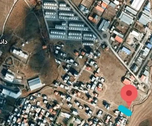 215 متر خیابان صنعت