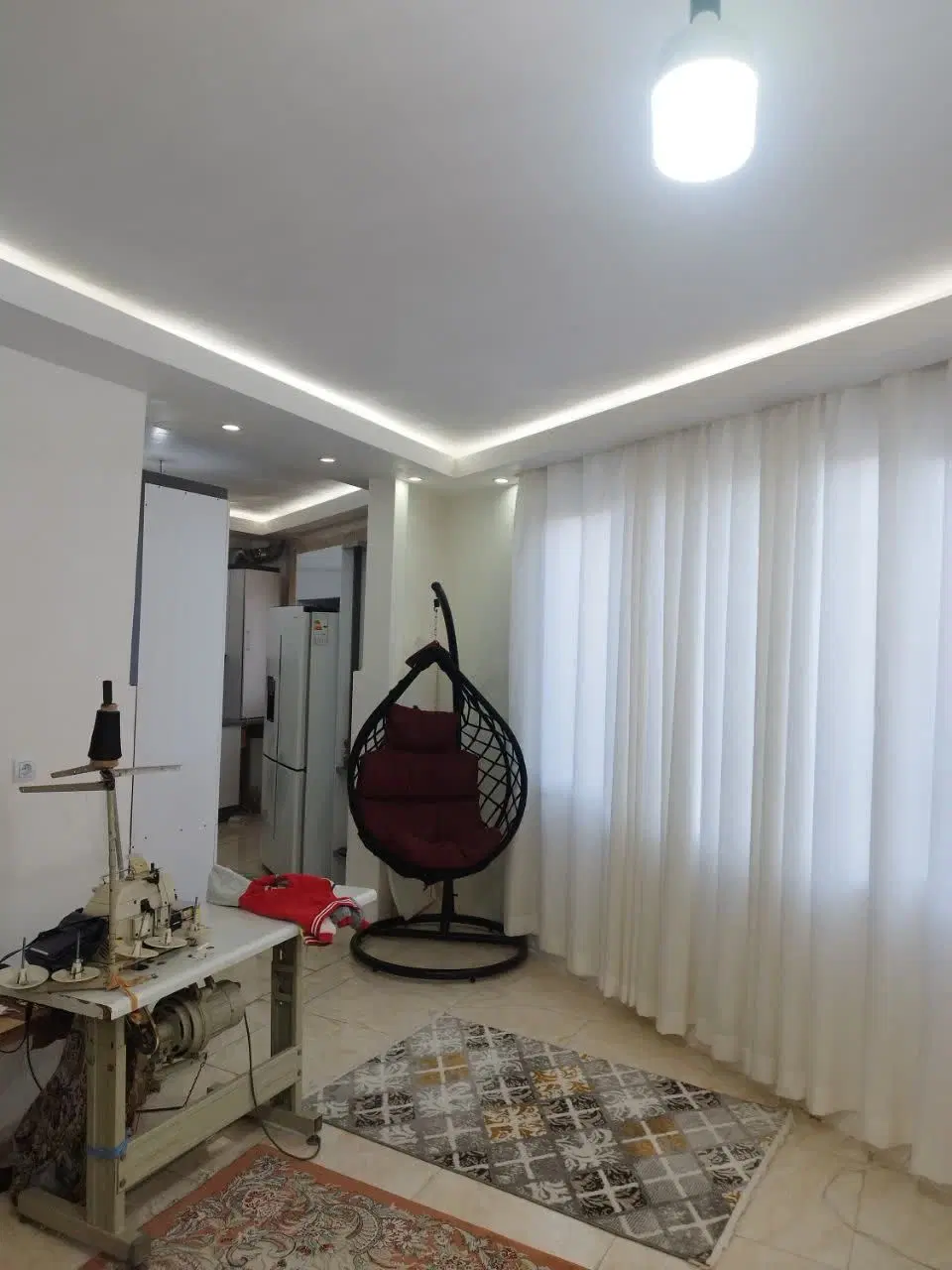 ۲واحد مسکونی و ۲ باب مغازه دو نبش