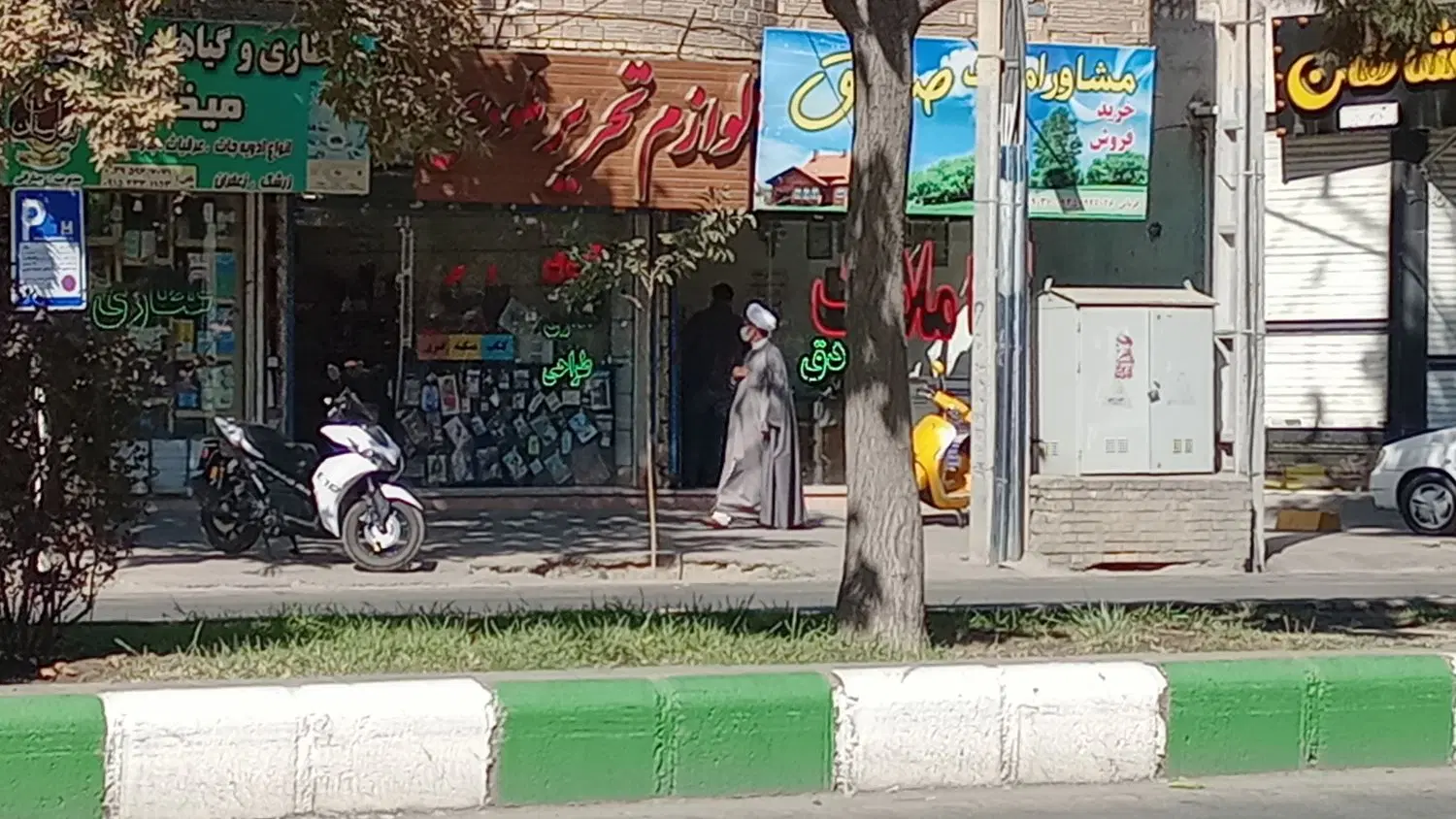 مغازه تجاری دائمی حاشیه ابوطالب