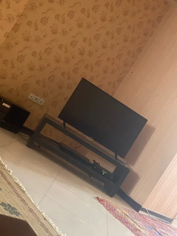 همخونه‌ همخانه