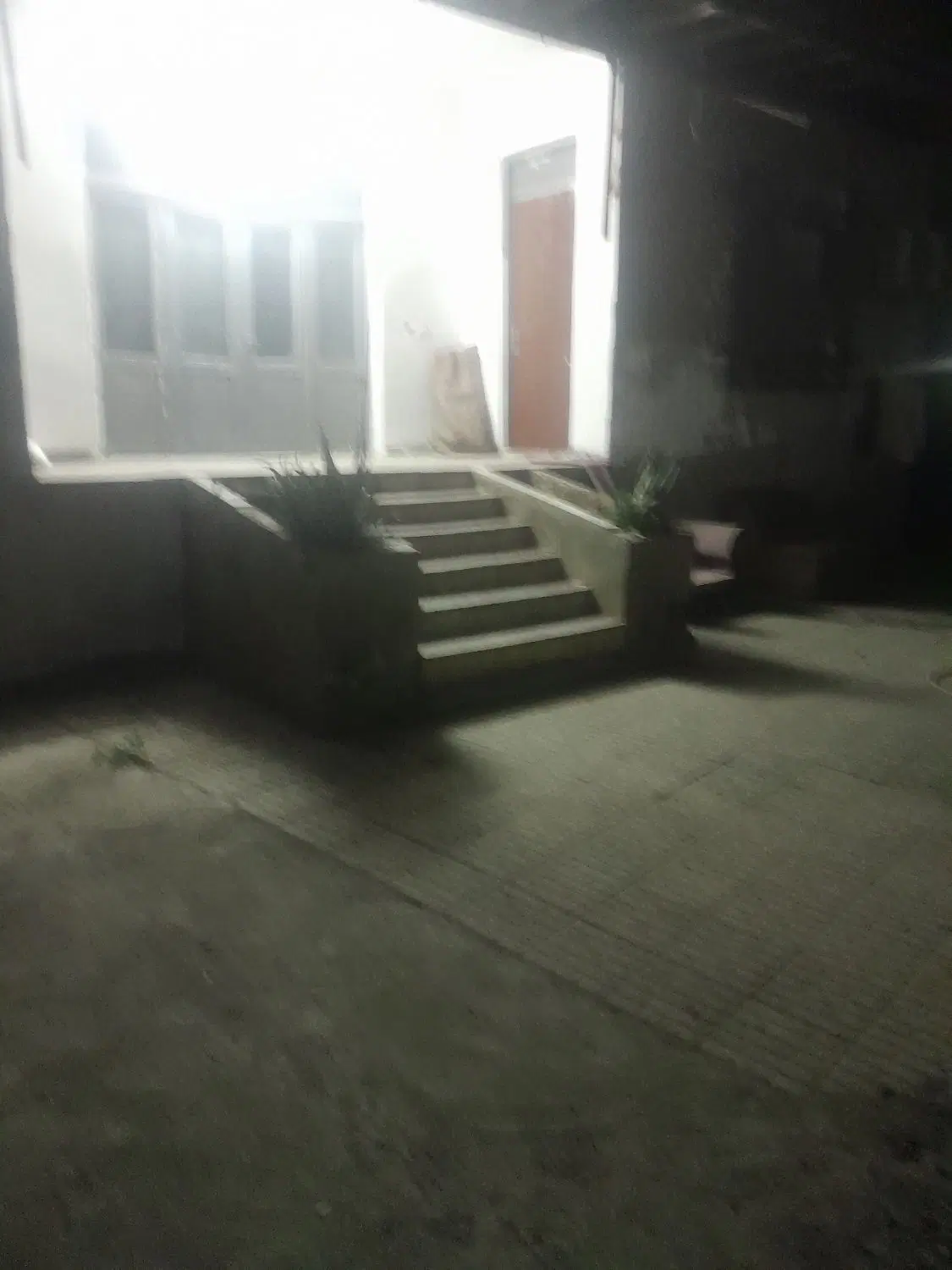 خانه حیاط داره اجاره