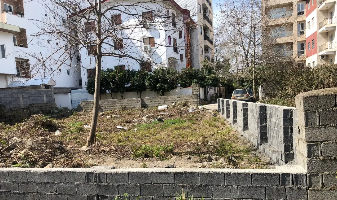 زمین مسکونی اول دهخدا ( ۳ نبش با 45 متر بر)