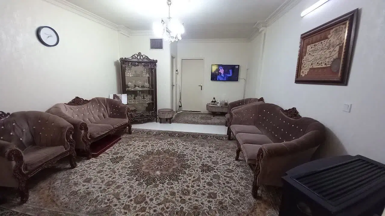 52 تک واحدی
