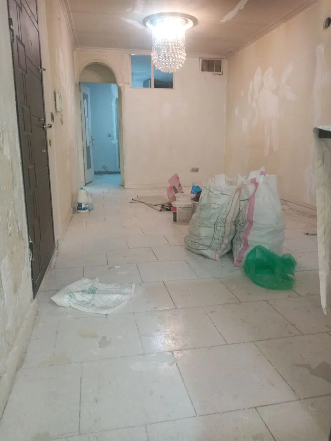 انباری ۳۵ متری قولنامه معتر