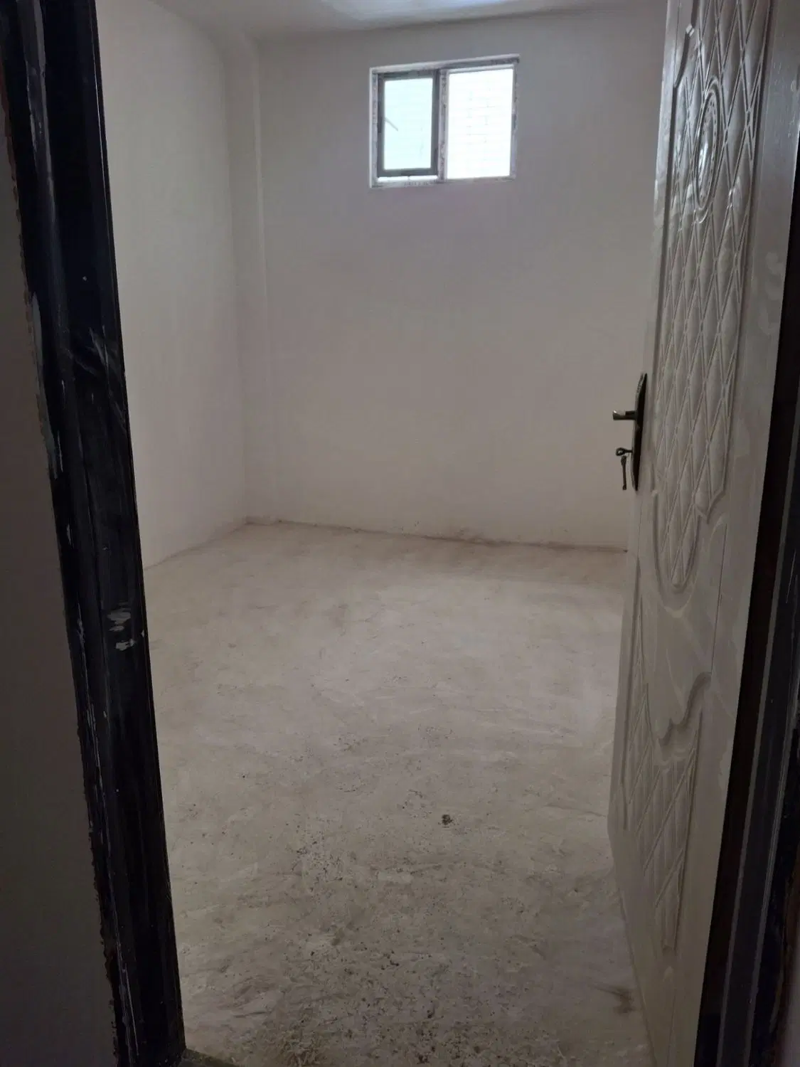 آپارتمان ‌۹۸ متر‌‌اول‌گرو