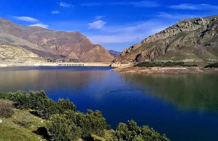 زمین ۹۳۰۰متر گیلان شهر توریستی منجیل با ویو دریاچه