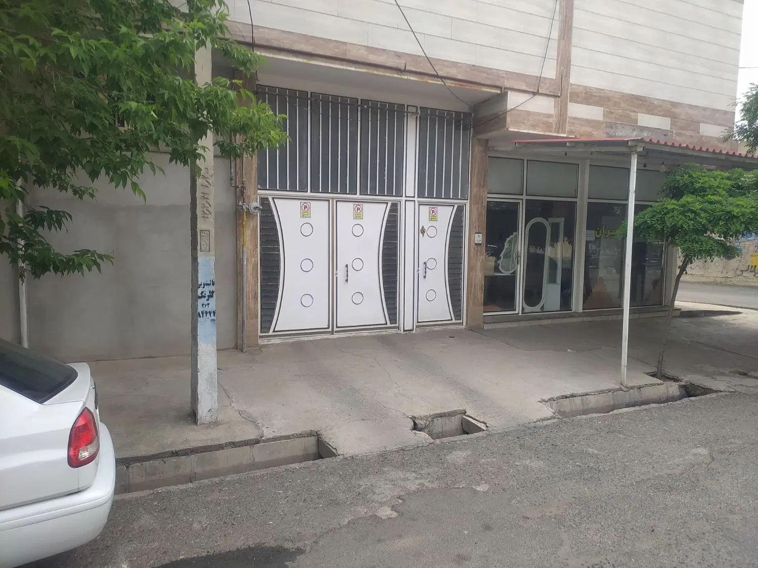 واحد مسکونی ،تجاری جنب بیمارستان