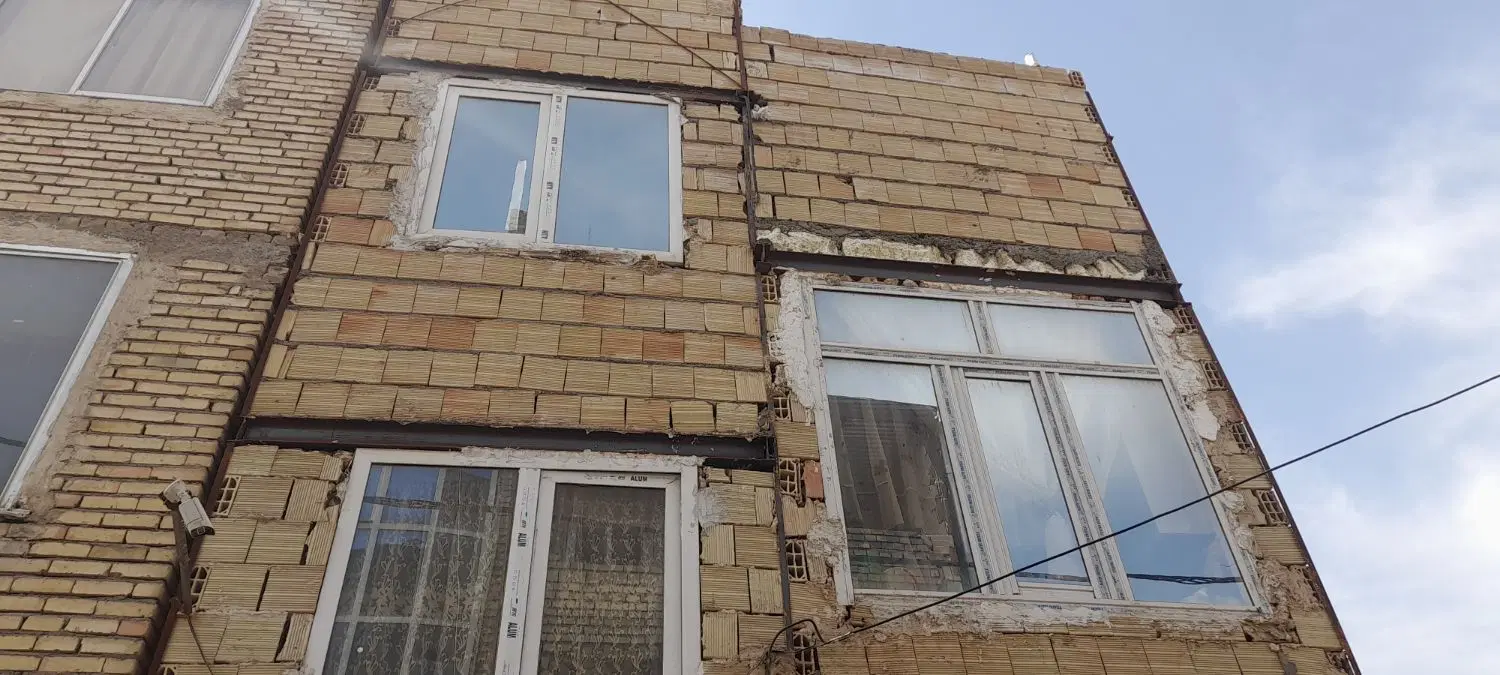 خانه دوطبقه و نیم ویلایی تمام اسکلت نو ساز