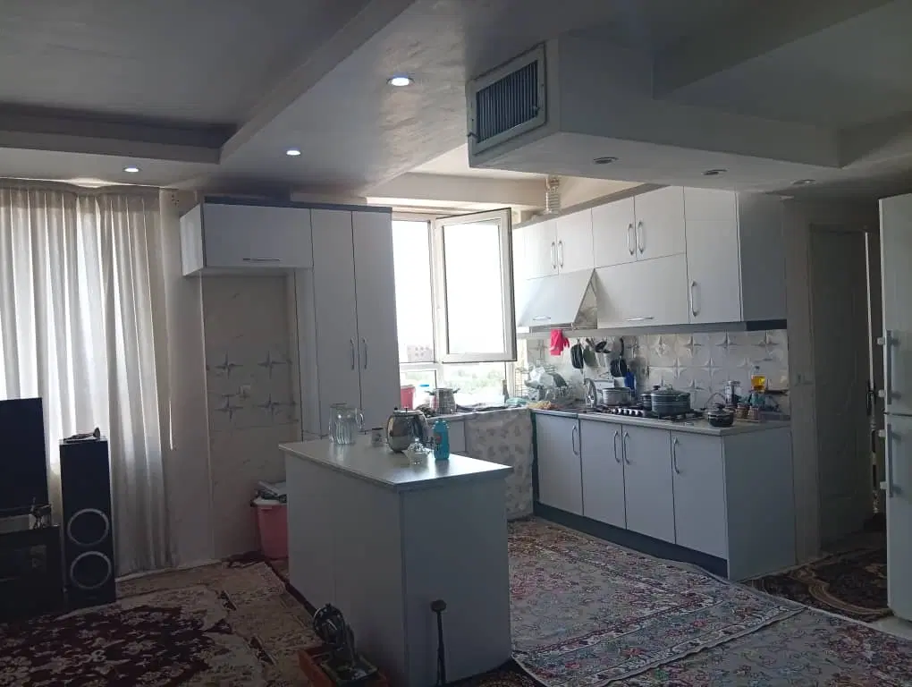 اجاره آپارتمان ۹۲ متری تک واحدی