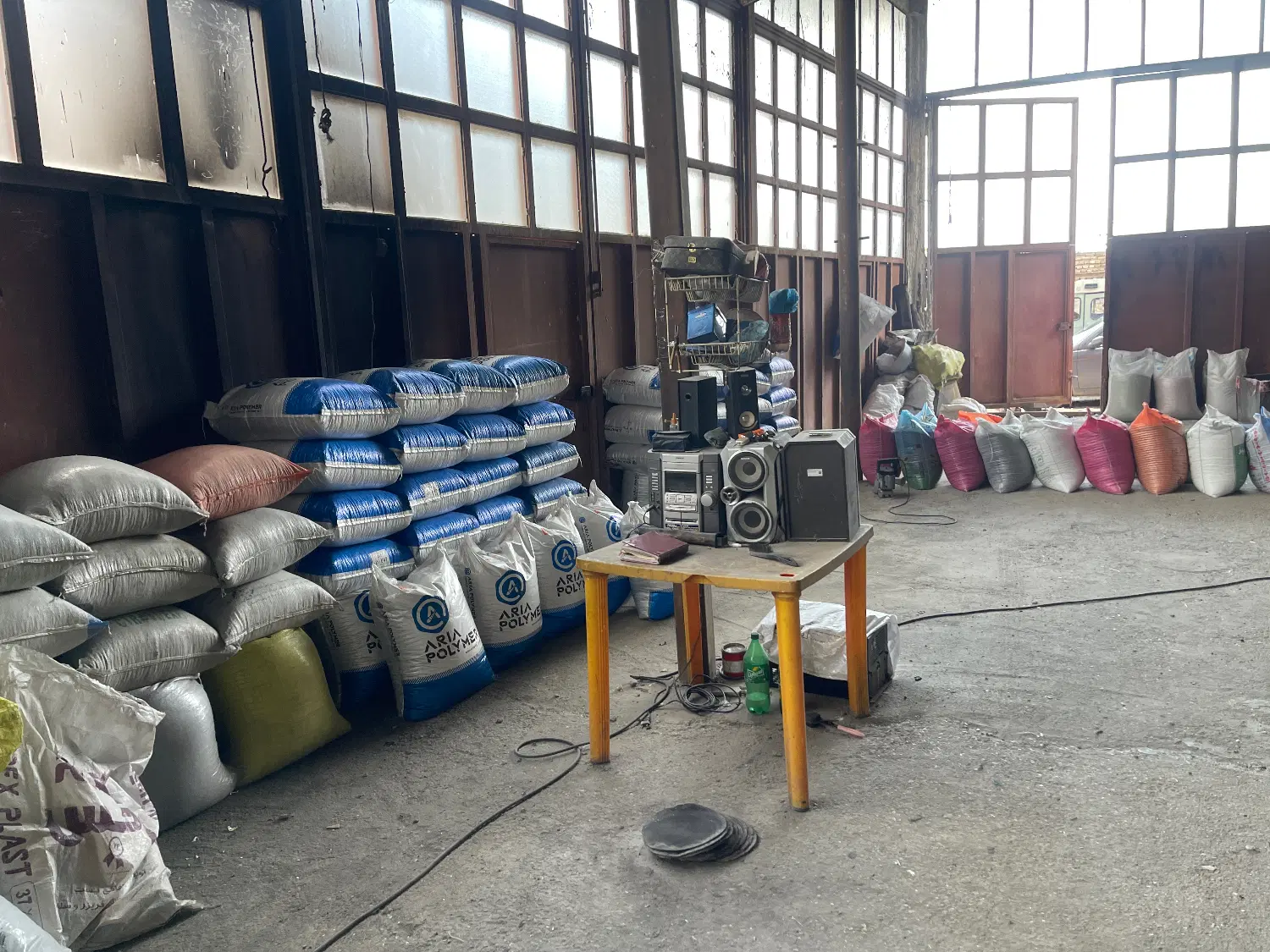 اجاره کارگاه صنعتی با تمام امکانات