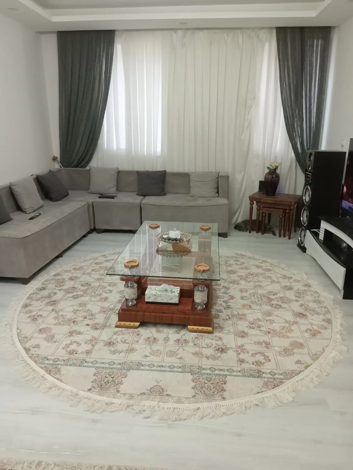 آپارتمان ۹۰متری