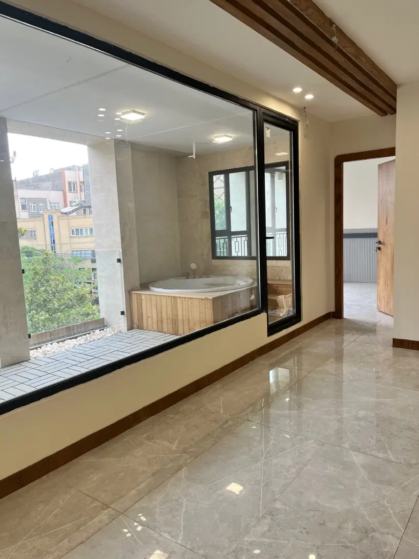 ۴۰۰متری _۳خواب مستر _طبقه ی اخر_پارکینگ ۲