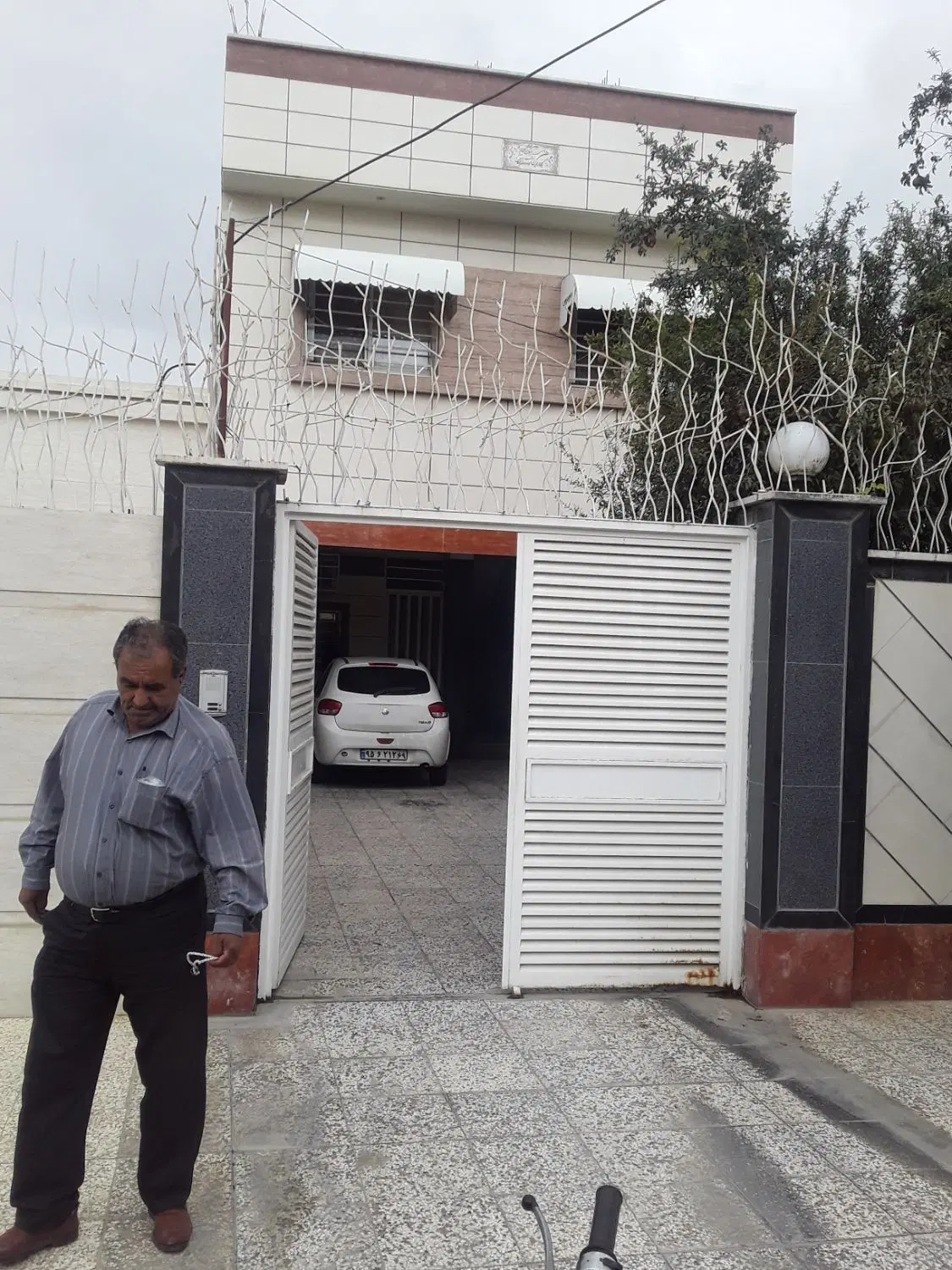 ملک فروشی در خیابان ملت کوچه 5