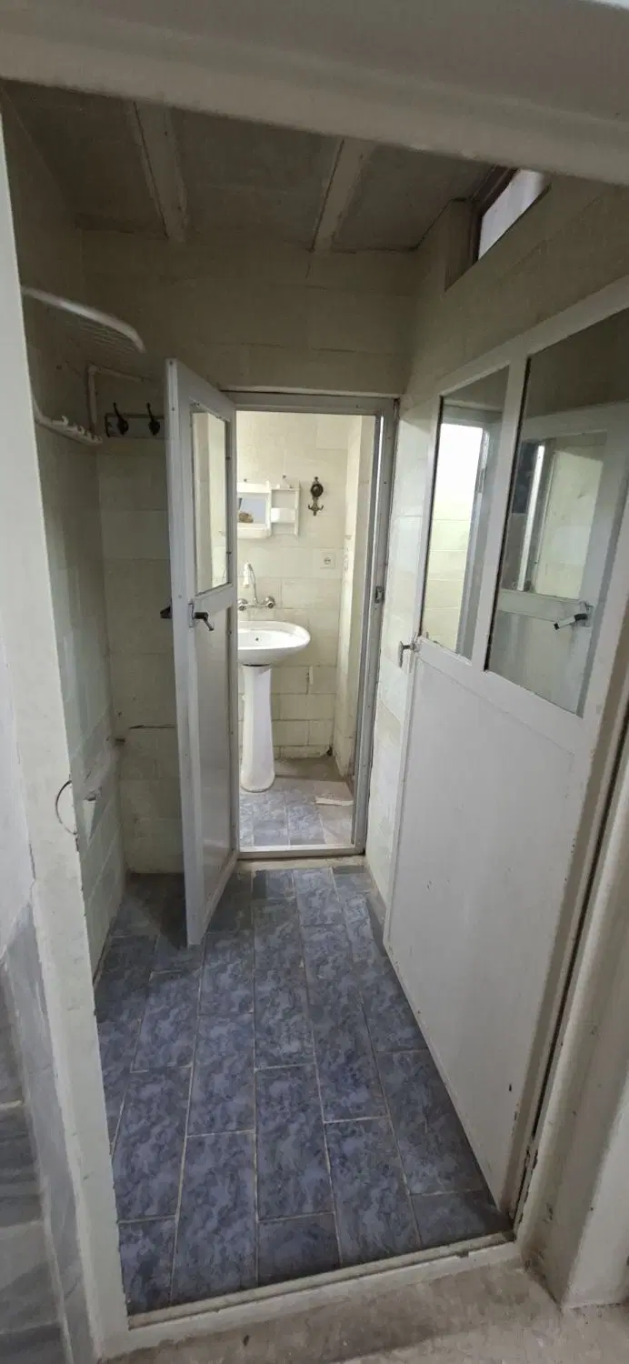 خانه طبقه اول ۱۱۵ متری سرسنگ
