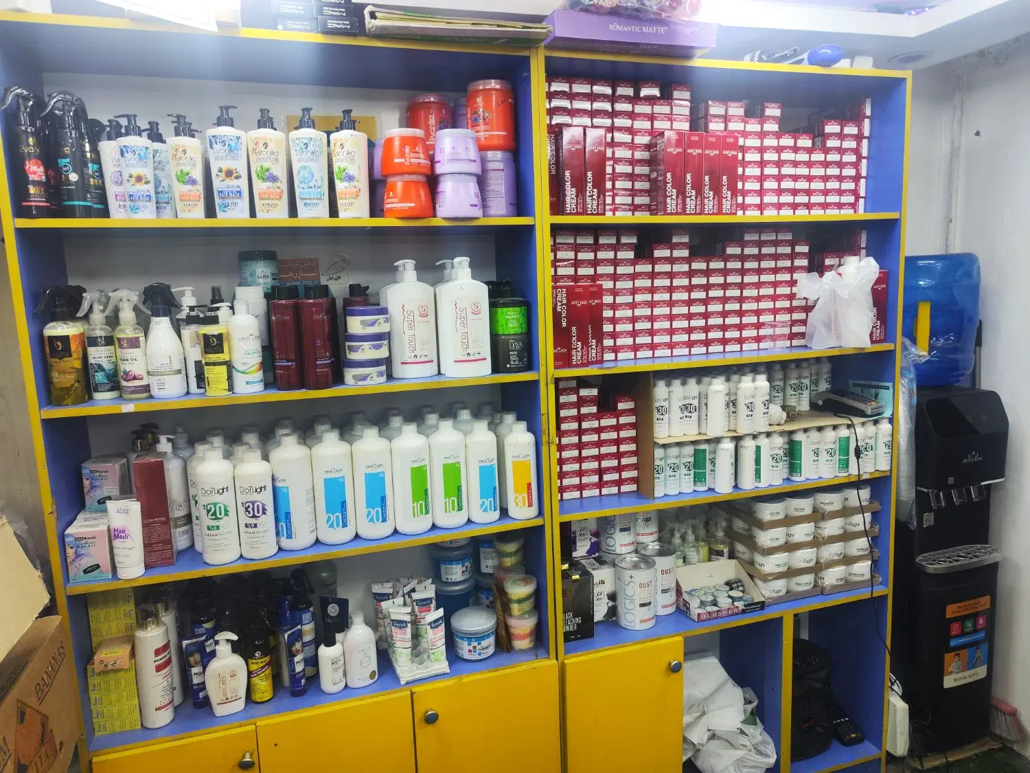 واگذاری مغازه ارایشی بهداشتی فعال