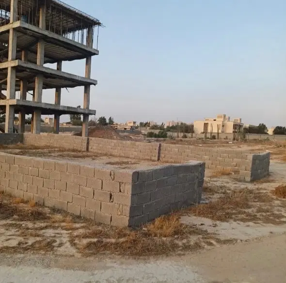 زمین سرابهمنی
