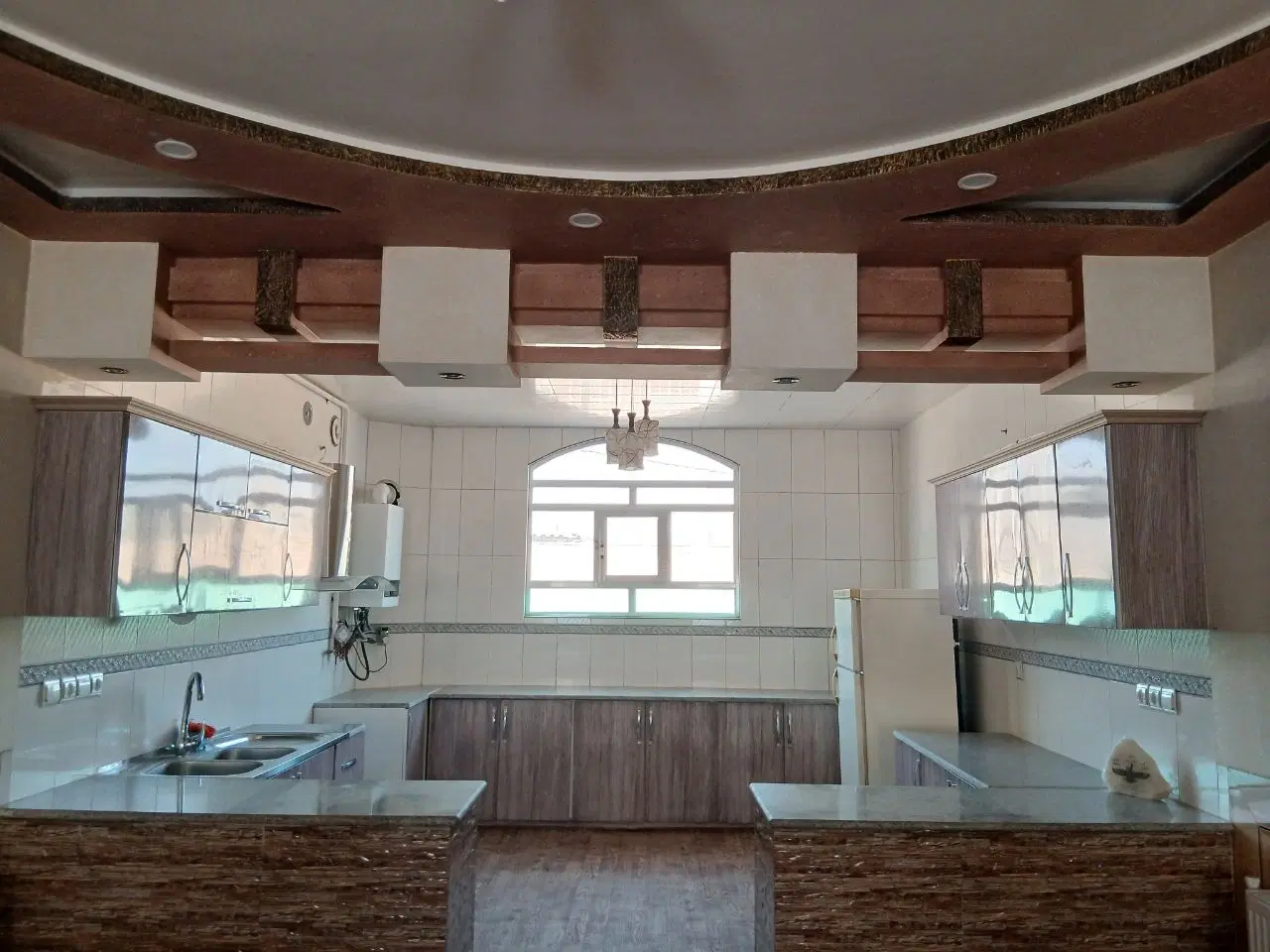 خانه دو طبقه جنوبی