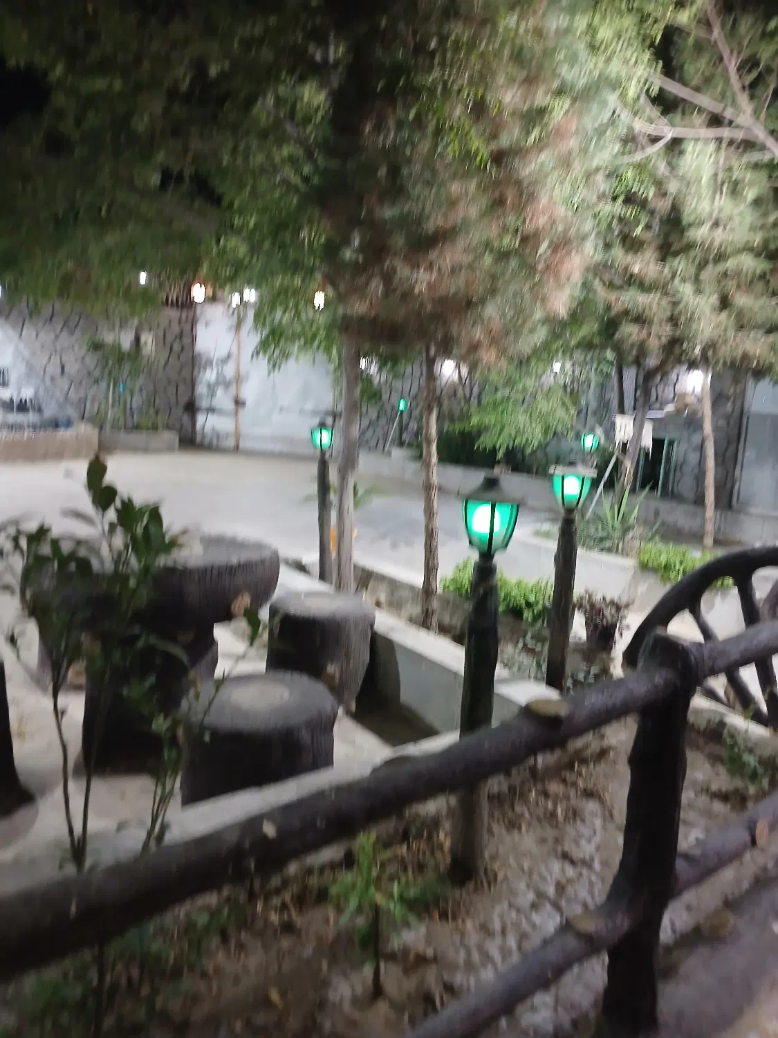 باغ جاده فرودگاه زمان اباد