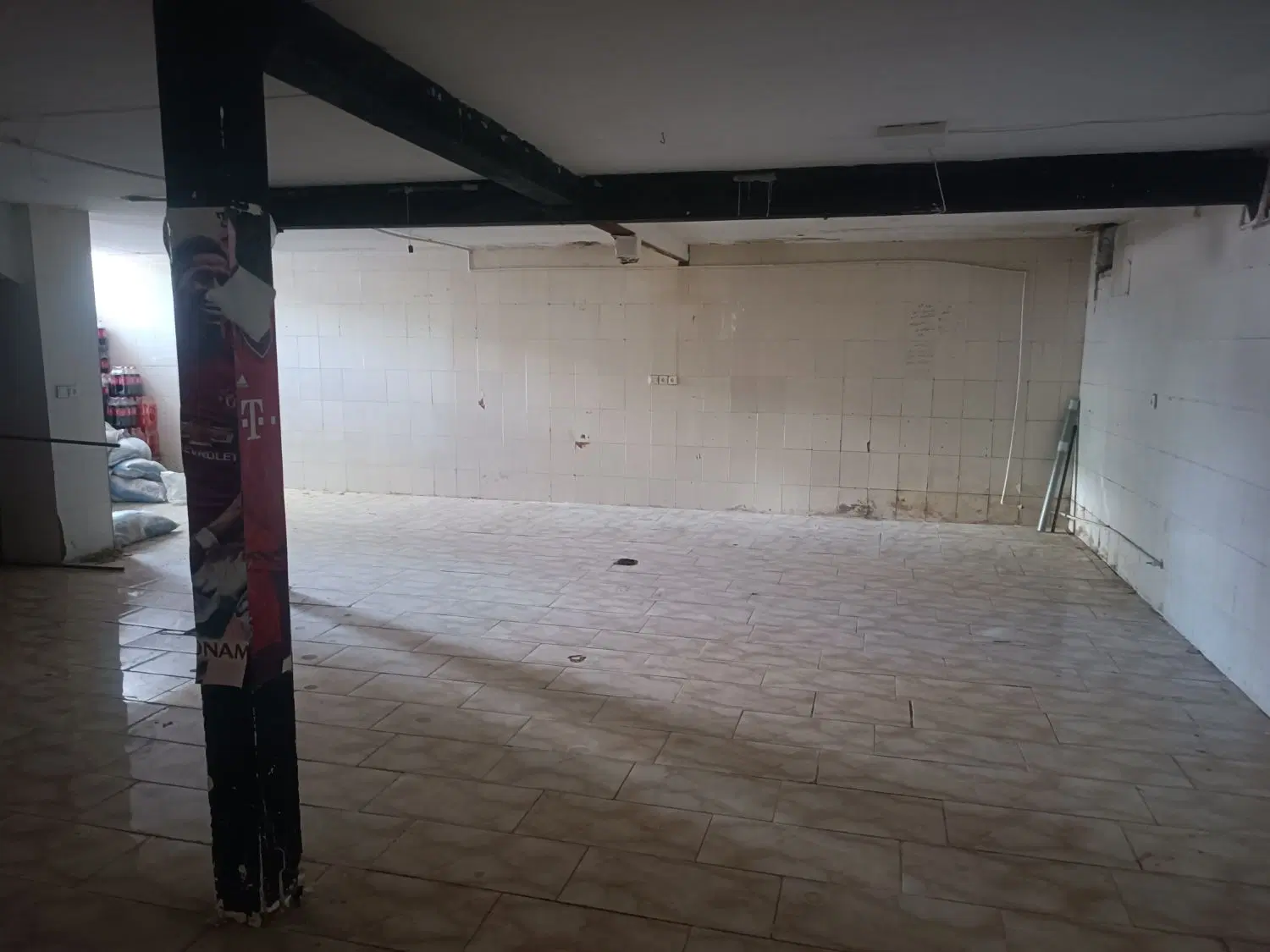 اجاره زیر زمین برا مغازه و انباری
