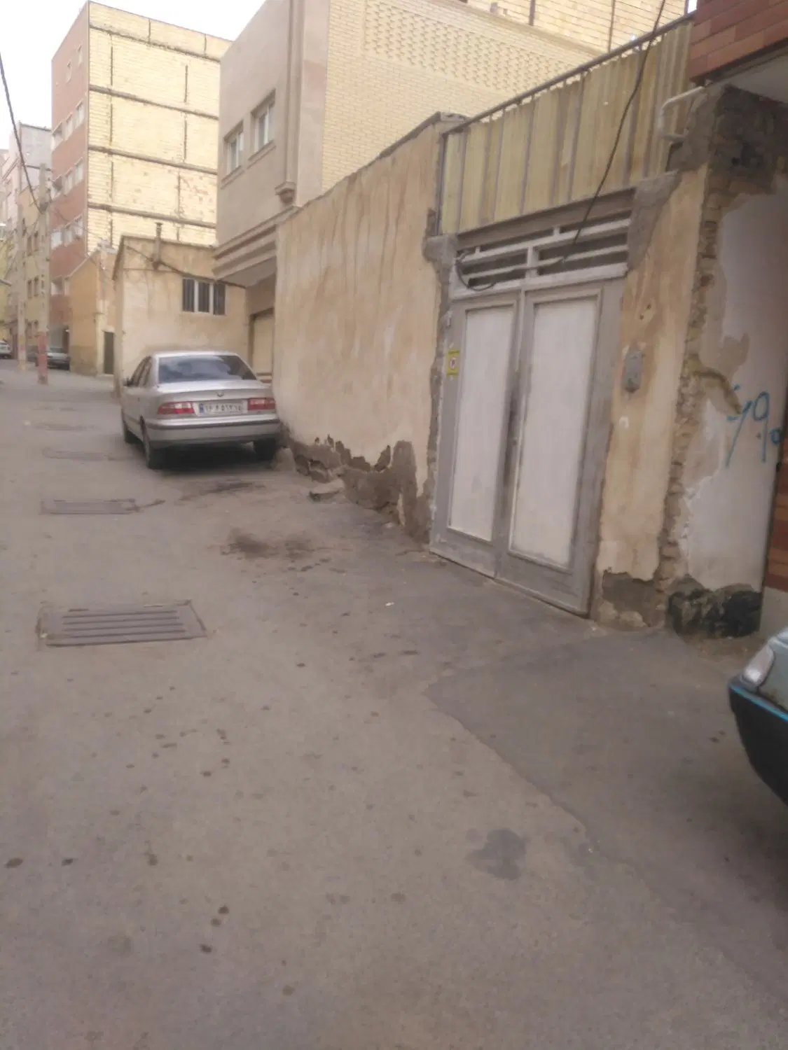 اجاره حیاط دربستی در کوچه هشت متری