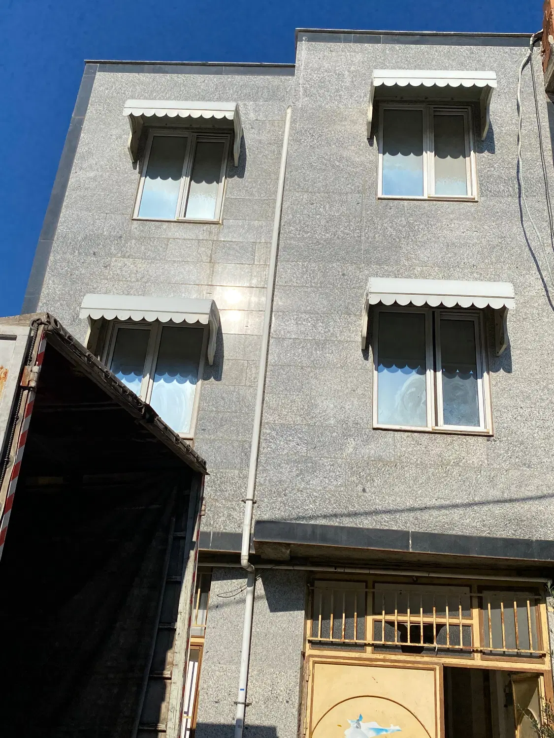 اجاره یک باب مغازه تجاری ۴۰متری