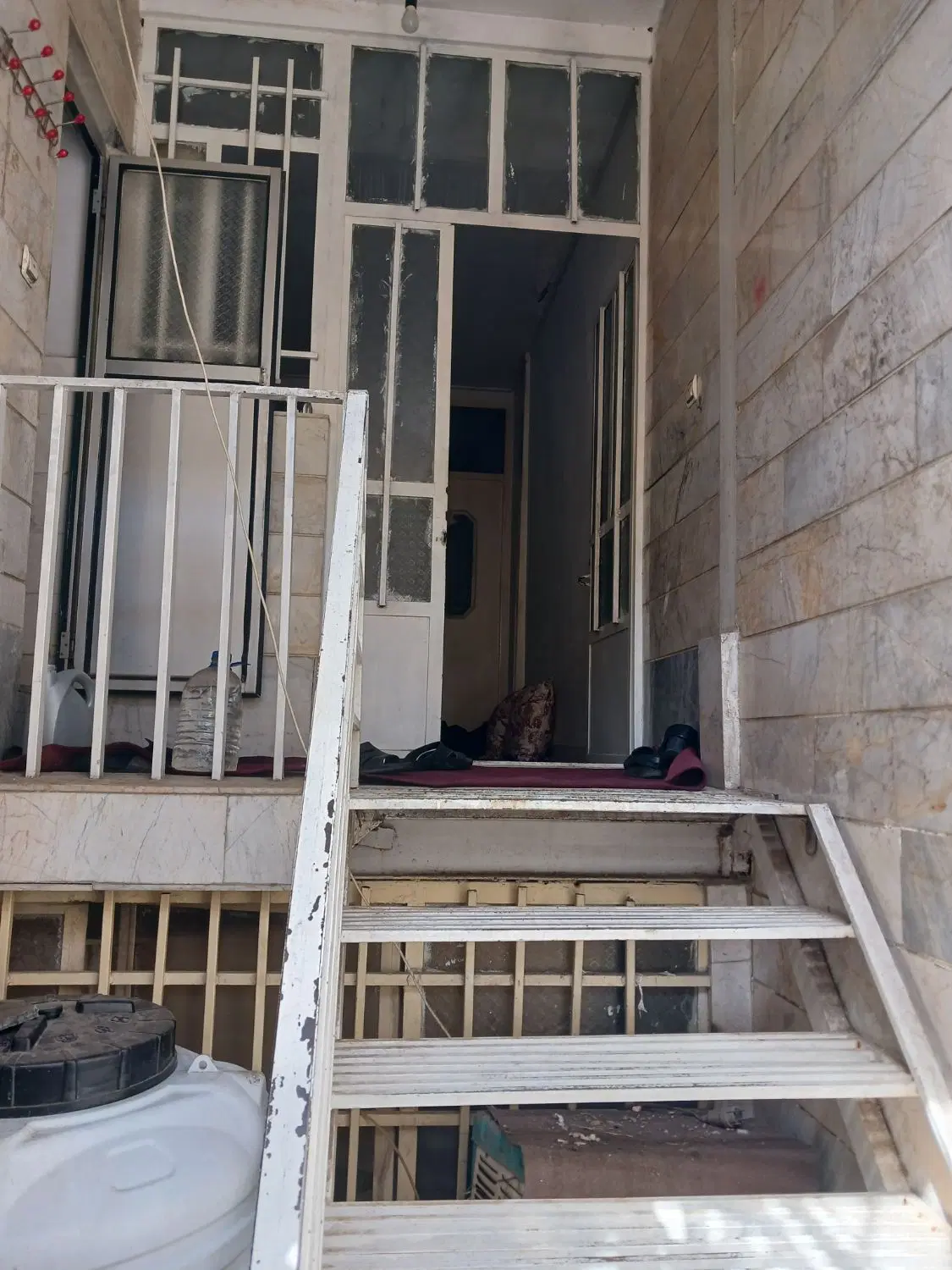 خانه ویلایی طبقه اول