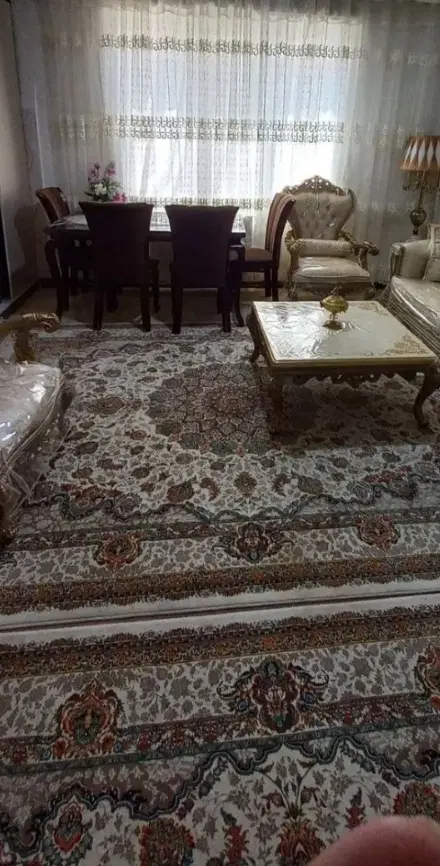 خانه ی تمیز طبقه اول شهرک نیایش ساختمان ۴ طبقه