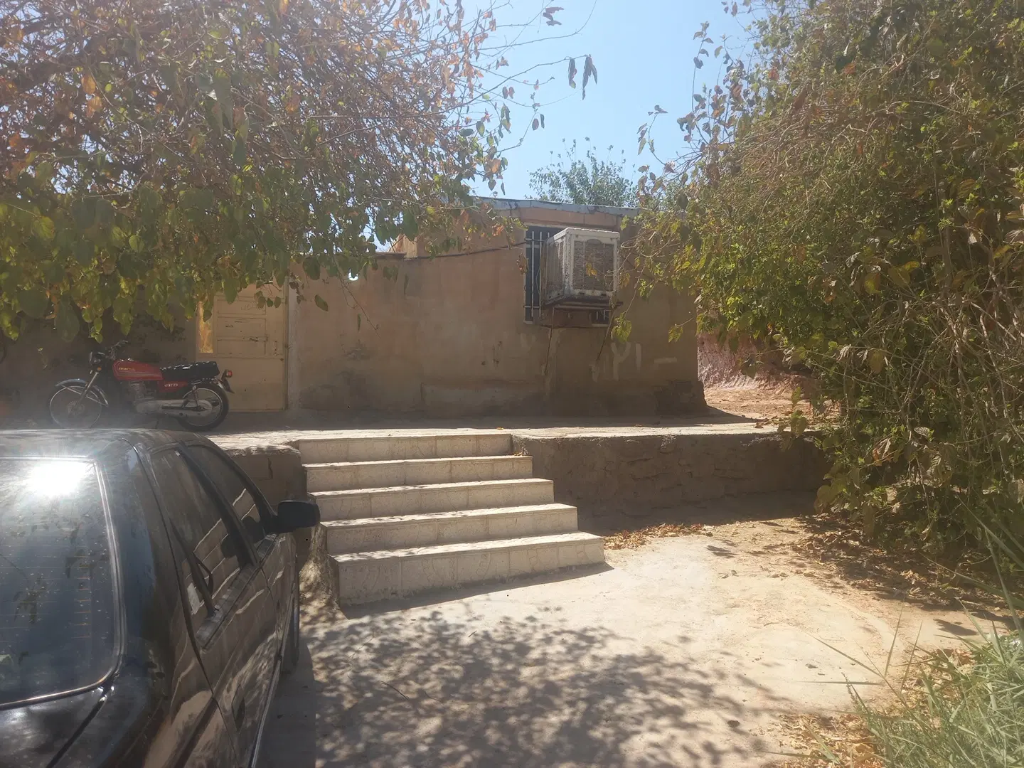 خانه در امیدوار