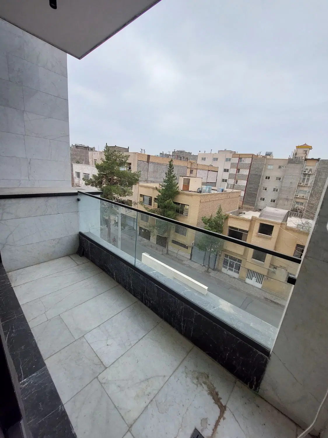 ۱۵۰ متری مدرن _ صفر و فول امکانات _ معلم ۶۹
