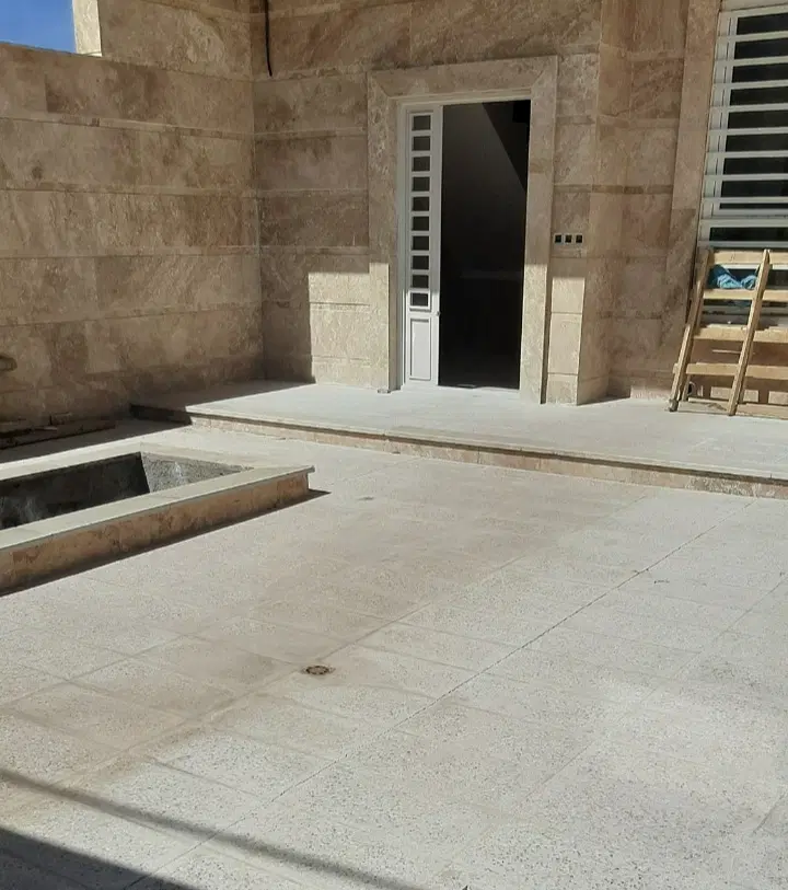 ساختمان ۲ طبقه