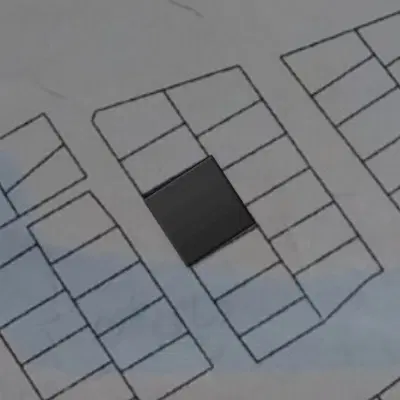 ۳۰۶ متر زمین بادامستان